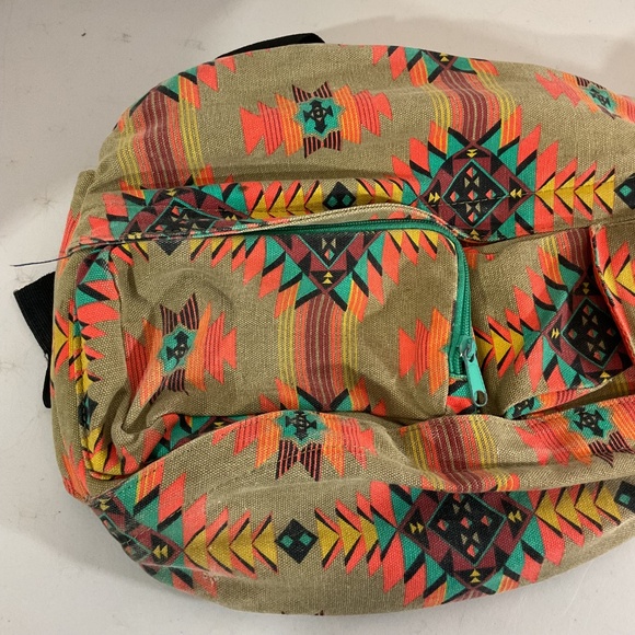 Kavu Rope Sling Crossbody Bag Southwest Aztec Print - Picture 9 of 11